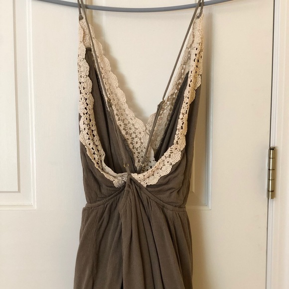 Lulu’s Catching Wind Olive Green Lace Romper - Picture 3 of 6